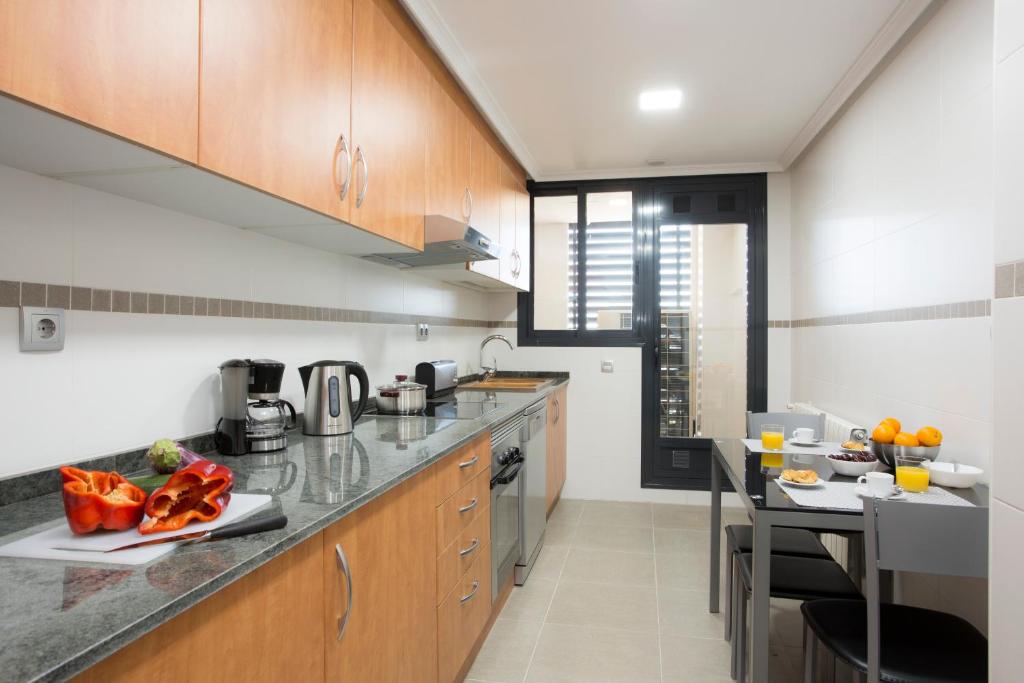 Apartment SingularStays Opera, Valencia, Spain - Booking.com