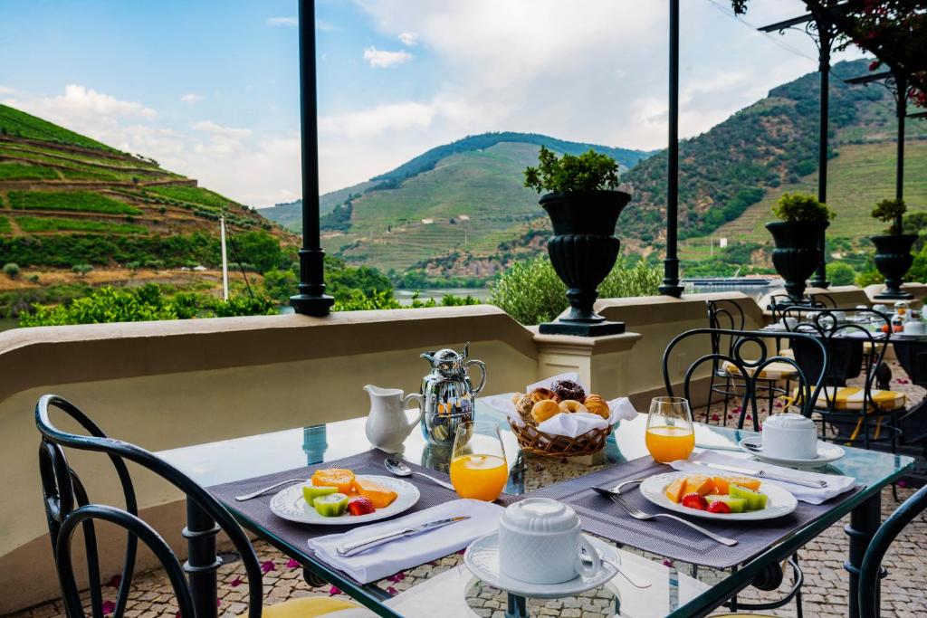 Vue générale sur la montagne ou vue sur la montagne depuis l'hôtel