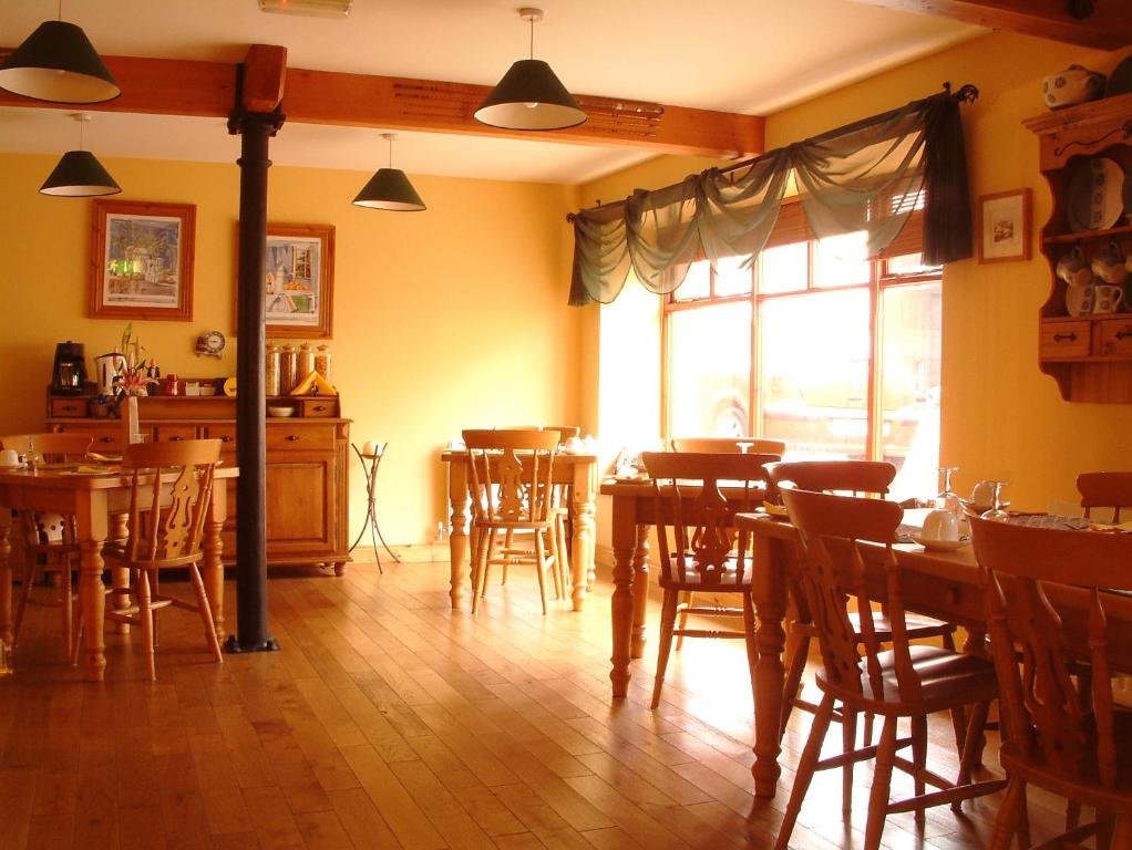 Restaurace v ubytování Stirabout Lane B&B