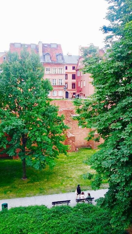 Vonkajšia záhrada v ubytovaní Apartament MnW