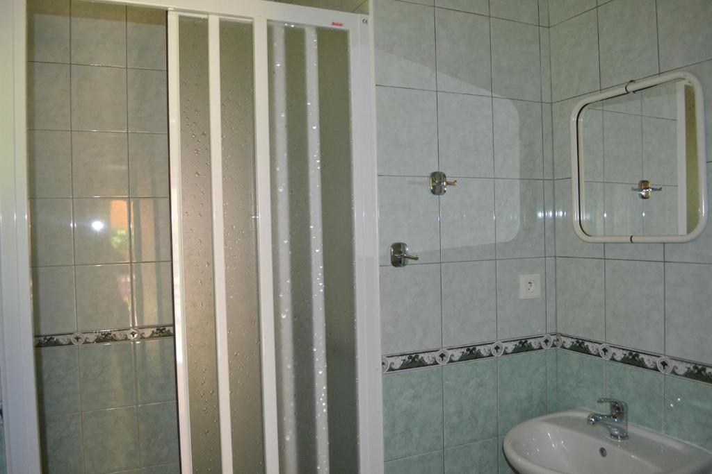 Koupelna v ubytování Chaty pod Knížecí, Trojanovice