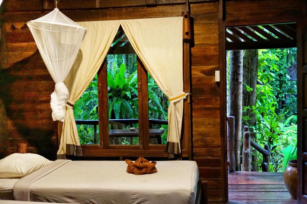 Khao Sok Riverside Cottages - 11