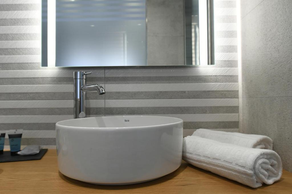 LEÓN SUITE Urban Studios - 7