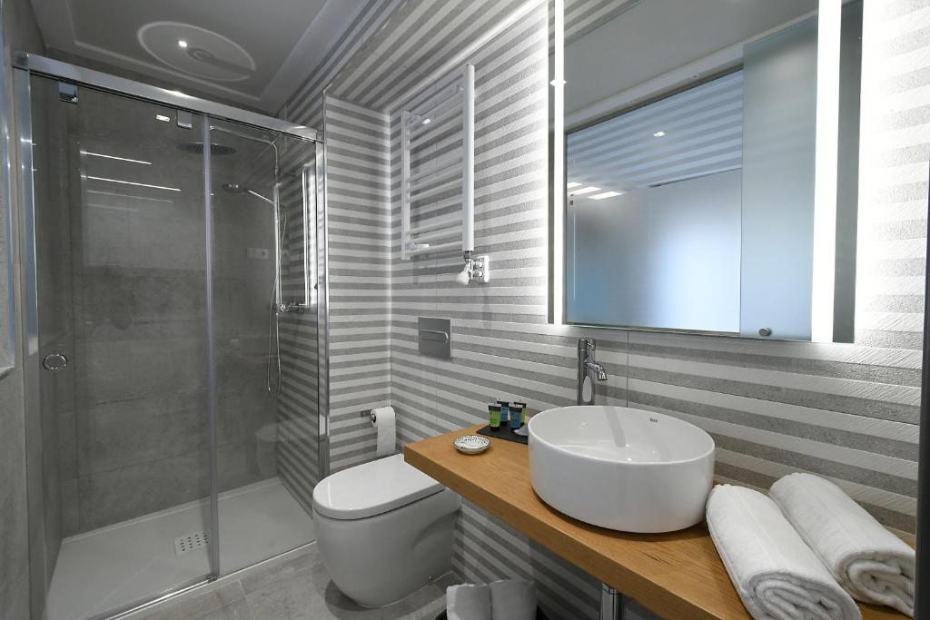 LEÓN SUITE Urban Studios - 8