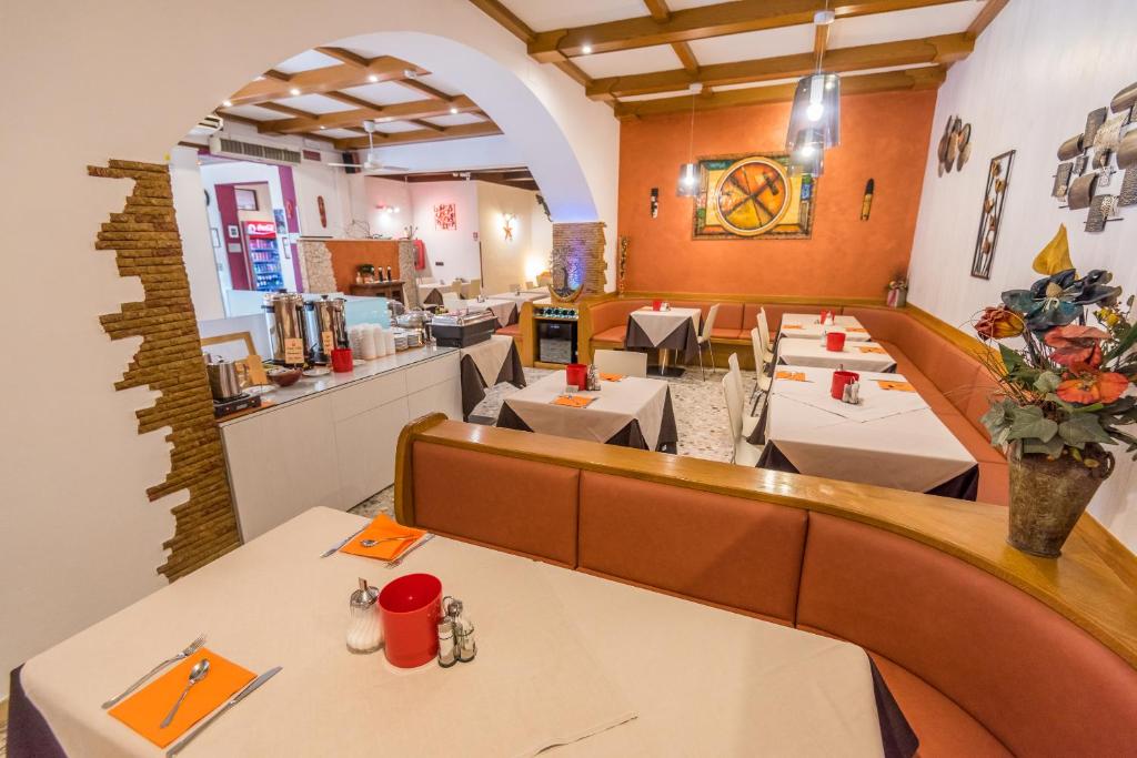 Nápoje v ubytování Hotel Alpino
