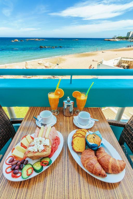 Christina Beach Hotel - 11