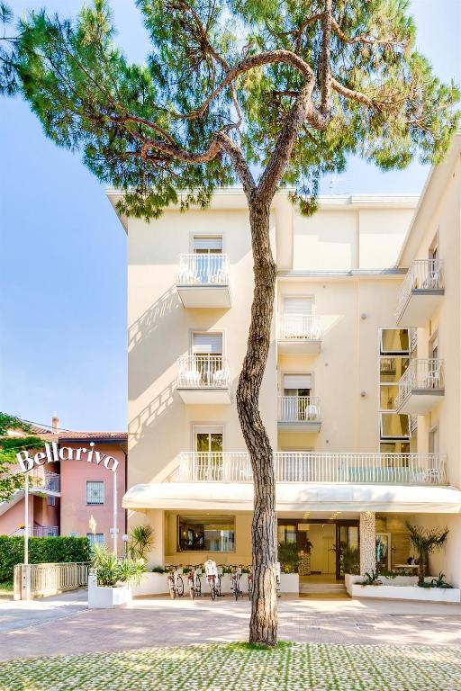 Budova, v ktorej sa hotel nachádza
