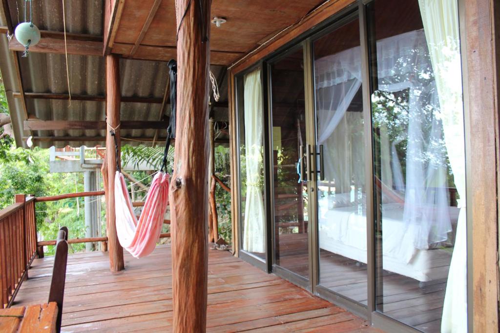 Plaa's Thansadet Resort - Bungalow Con Fan