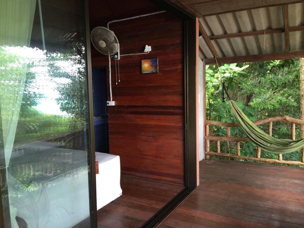 Plaa's Thansadet Resort - Bungalow Estándar Con Ventilador