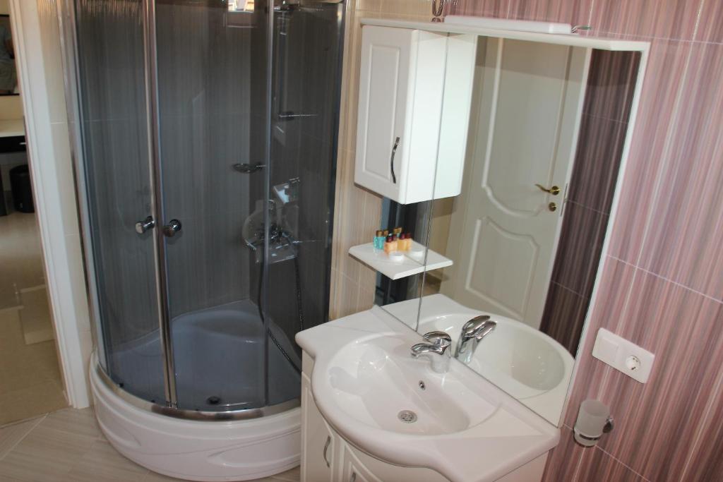 David's Guest House - Tweelingzaal Met Badkamer