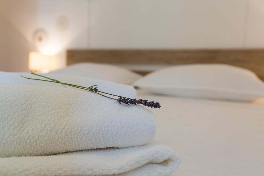 Posteľ alebo postele v izbe v ubytovaní Cozy apartment Josipa