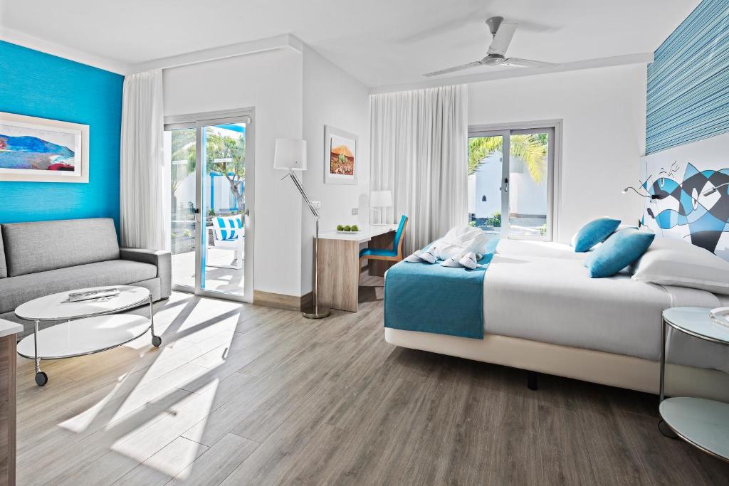 Elba Lanzarote Royal Village Resort - Prestige Junior Suite (2 Adultos + 1 Niño)