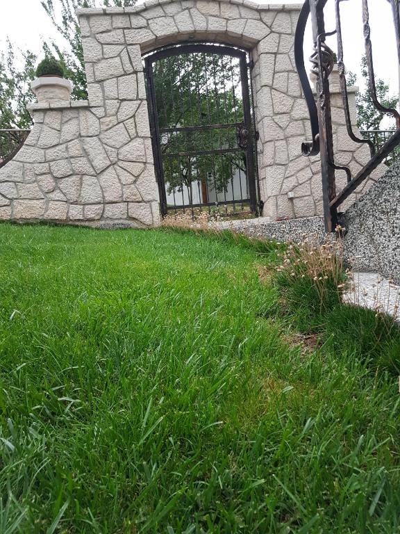 Zahrada ubytování Guest house Dinka