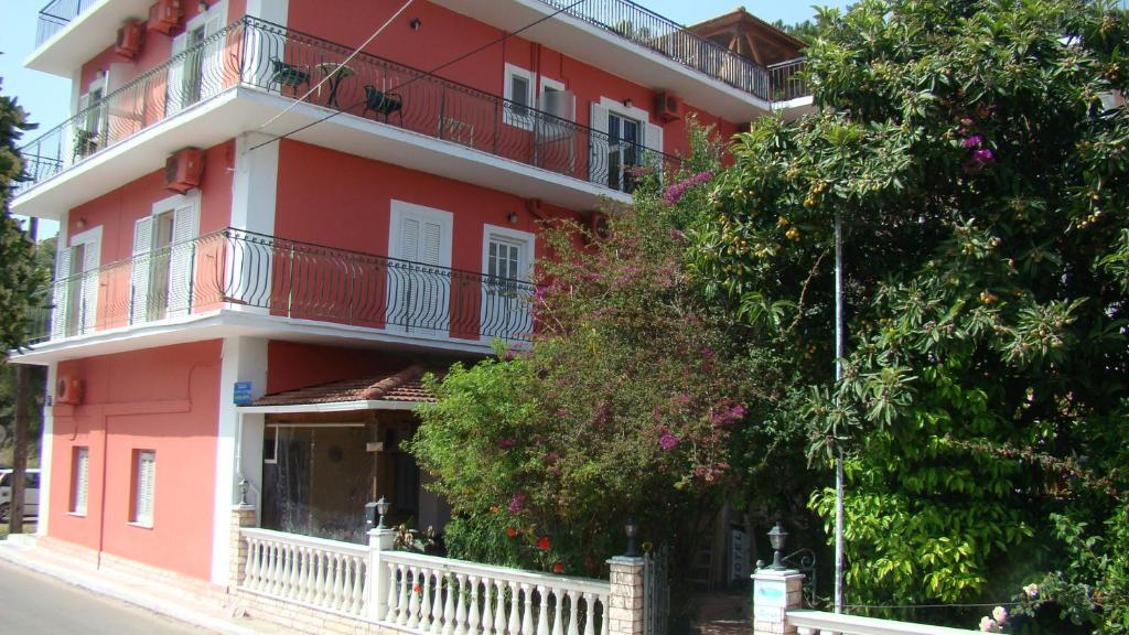 Fotografie z fotogalerie ubytování Dionisis Apartments v destinaci Agia Effimia