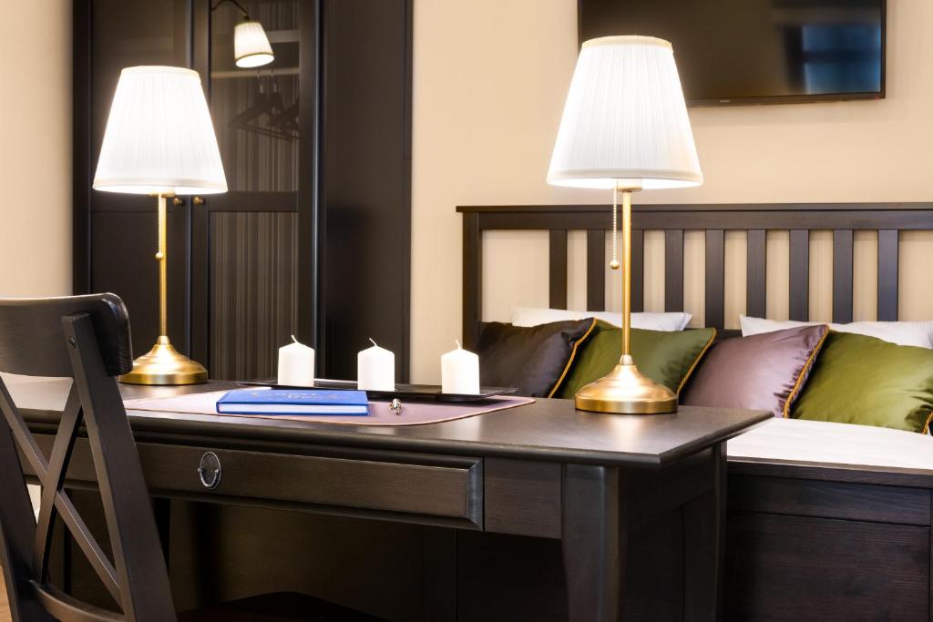 P&J Luxury Apartments - Studio Apartment