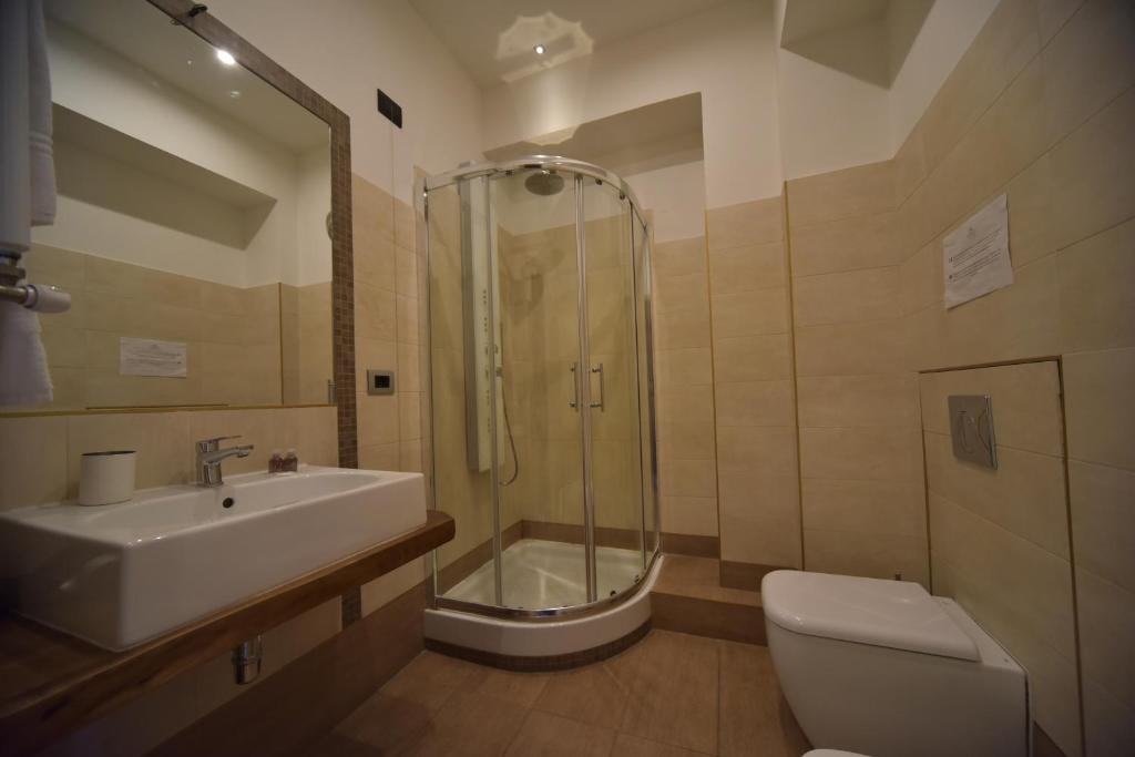 Koupelna v ubytování B&B Del Duomo