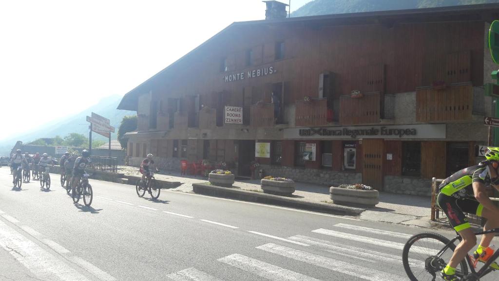 Jízda na kole v ubytování Chalet Monte Nebius nebo okolí