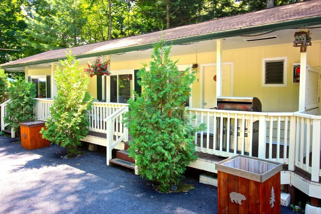 The Juliana Resort - Deluxe Two Bedroom Suite With Private Deck