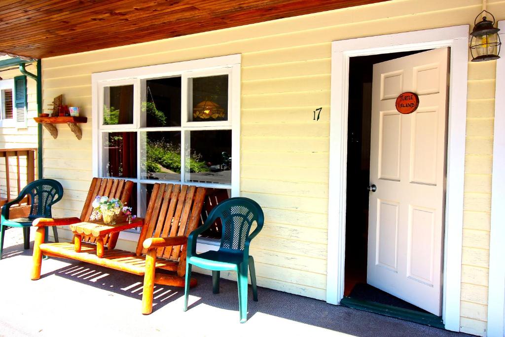 The Juliana Resort - One-Bedroom Suite With Kitchenette