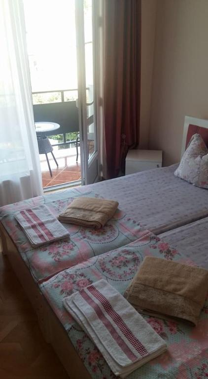 Postel nebo postele na pokoji v ubytování Hotel Renesans