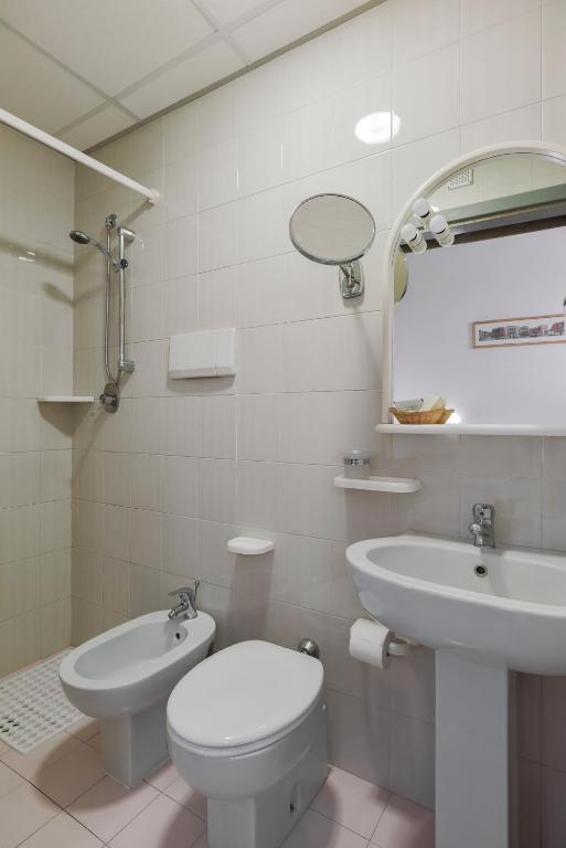 Koupelna v ubytování Hotel Garibaldi