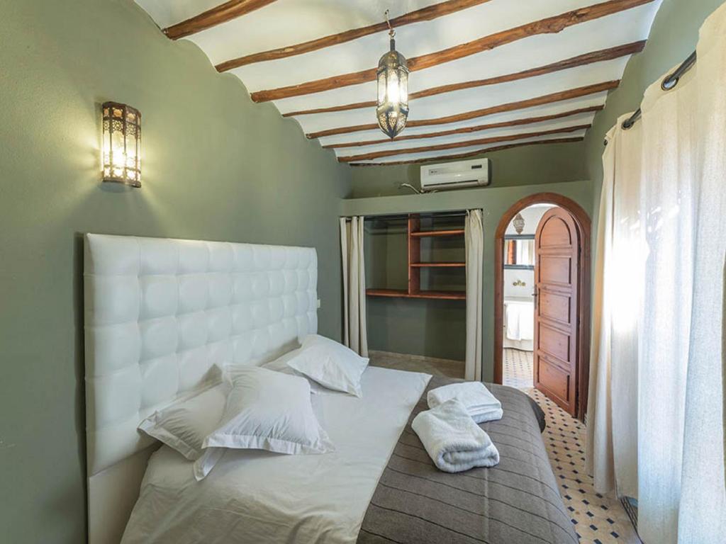 Postel nebo postele na pokoji v ubytování Riad Chams Marrakech