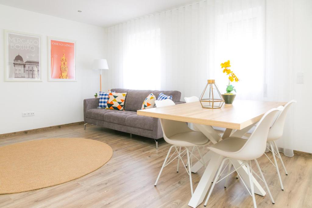 Khu vực ghế ngồi tại Liiiving in Porto | Cosy Experience Apartments