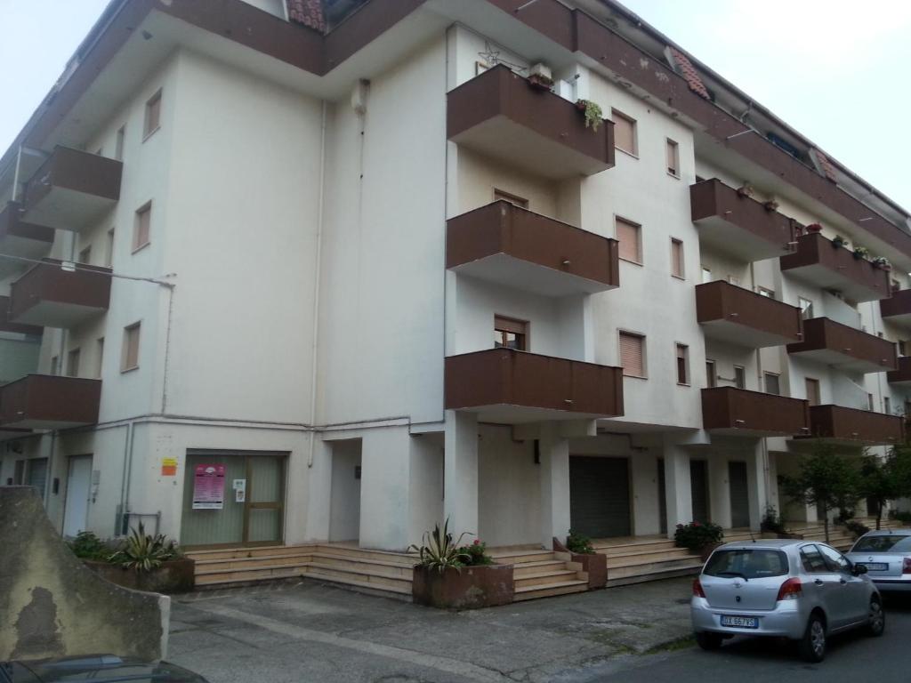 Budynek, w którym mieści się apartament