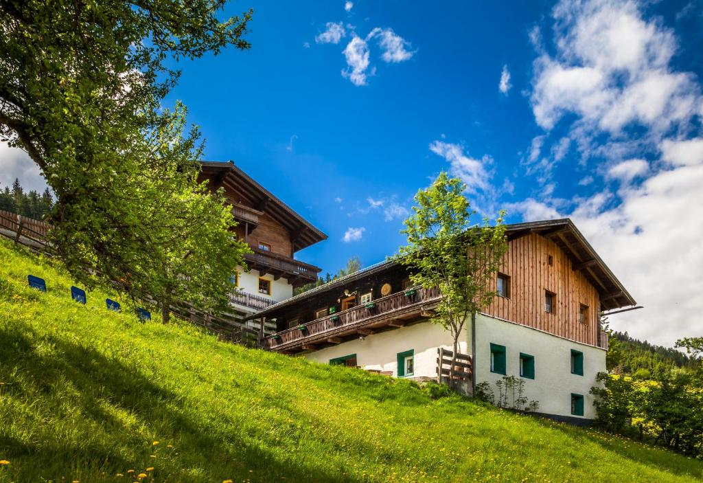 Fotografia z galérie ubytovania Ferienhaus Unterblasbichl v destinácii Bruck an der Großglocknerstraße