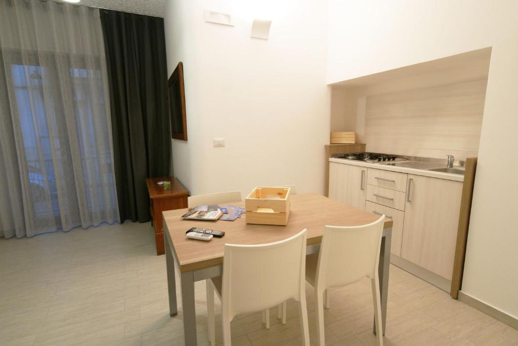 Kuchnia lub aneks kuchenny w obiekcie Casa Dante Bed&Breakfast