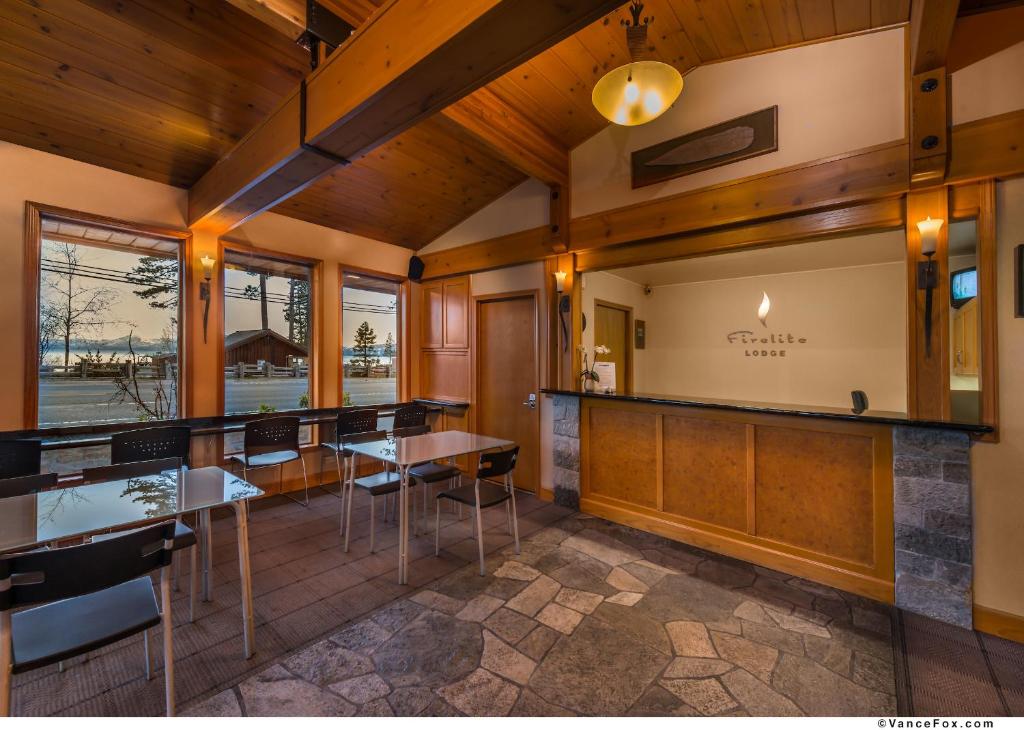 Fotografie z fotogalerie ubytování Firelite Lodge v destinaci Tahoe Vista