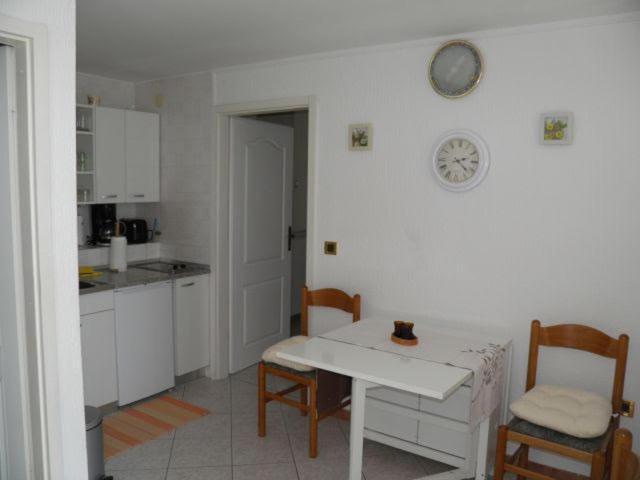 Kuchyňa alebo kuchynka v ubytovaní Apartments Aleksandar 2
