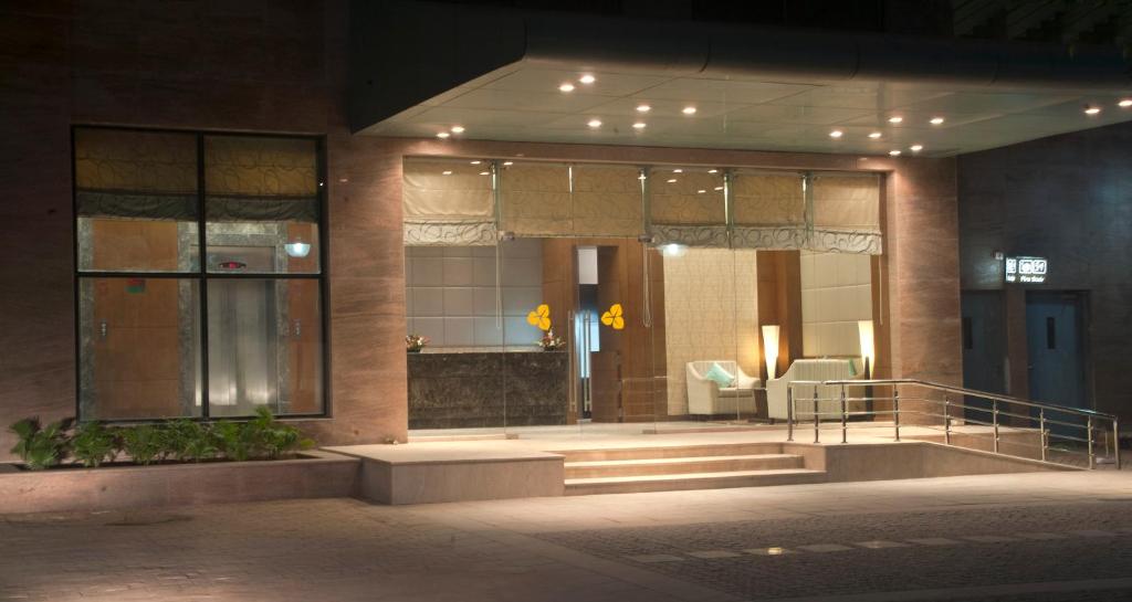 Fotografie z fotogalerie ubytování Savoy Suites Greater Noida v destinaci Greater Noida