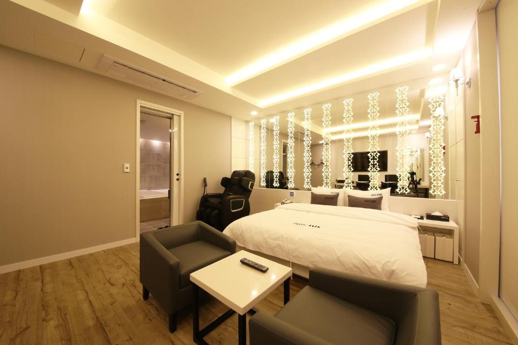Premium Ava Hotel - Suite