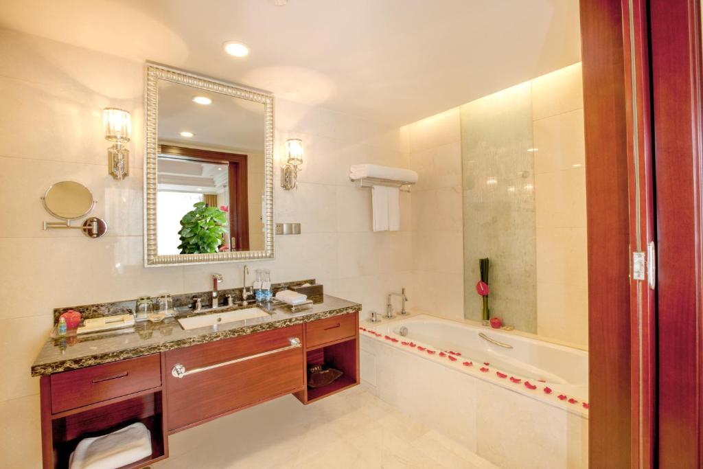 Koupelna v ubytování Soluxe Hotel Guangzhou - Overseas Buyers Registration Service&Canton Fair Free Shuttle Bus 15 Oct to 04 Nov