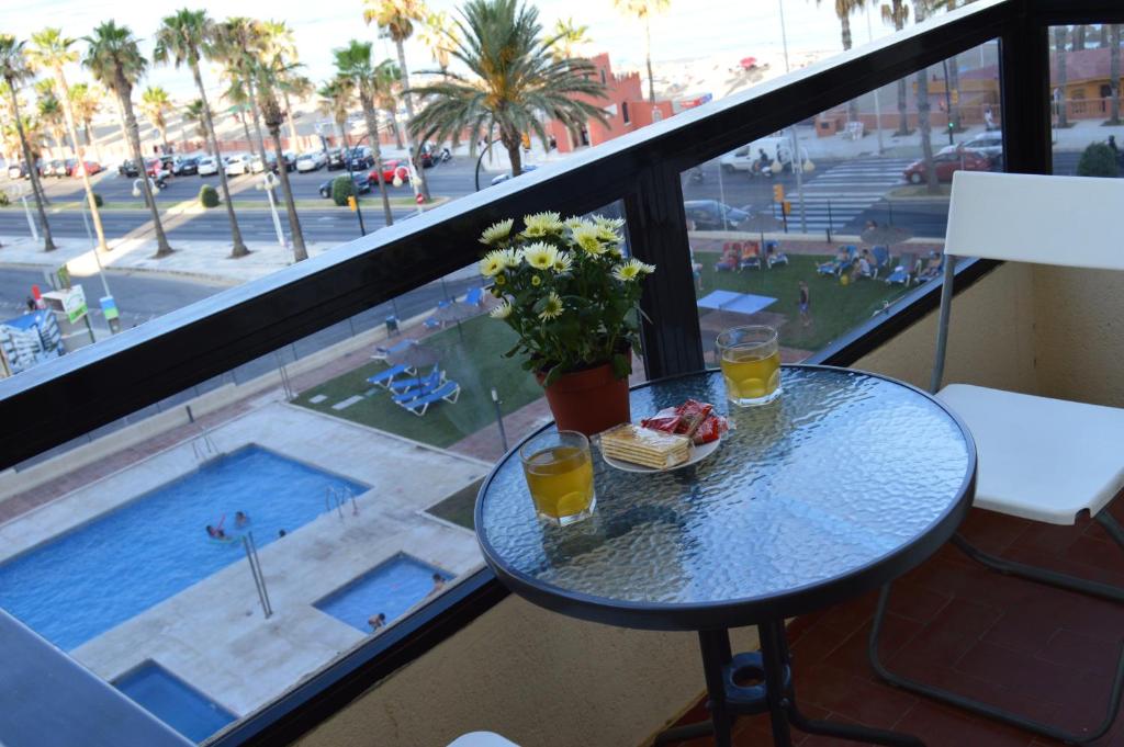 Bazén v ubytovaní Aloha Playa Primera alebo v jeho blízkosti