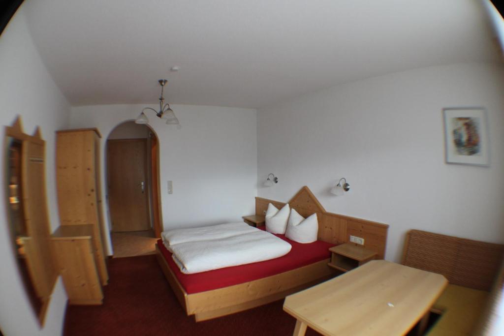 Postel nebo postele na pokoji v ubytování Haus Gerda