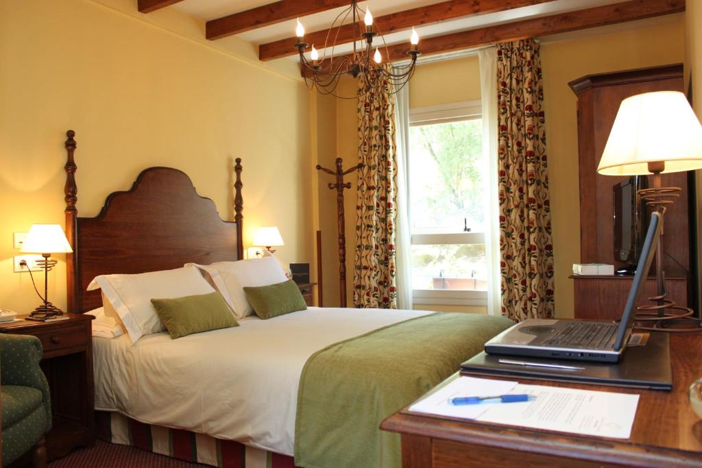 Hotel Virxe da Cerca by Pousadas de Compostela - Resim 13