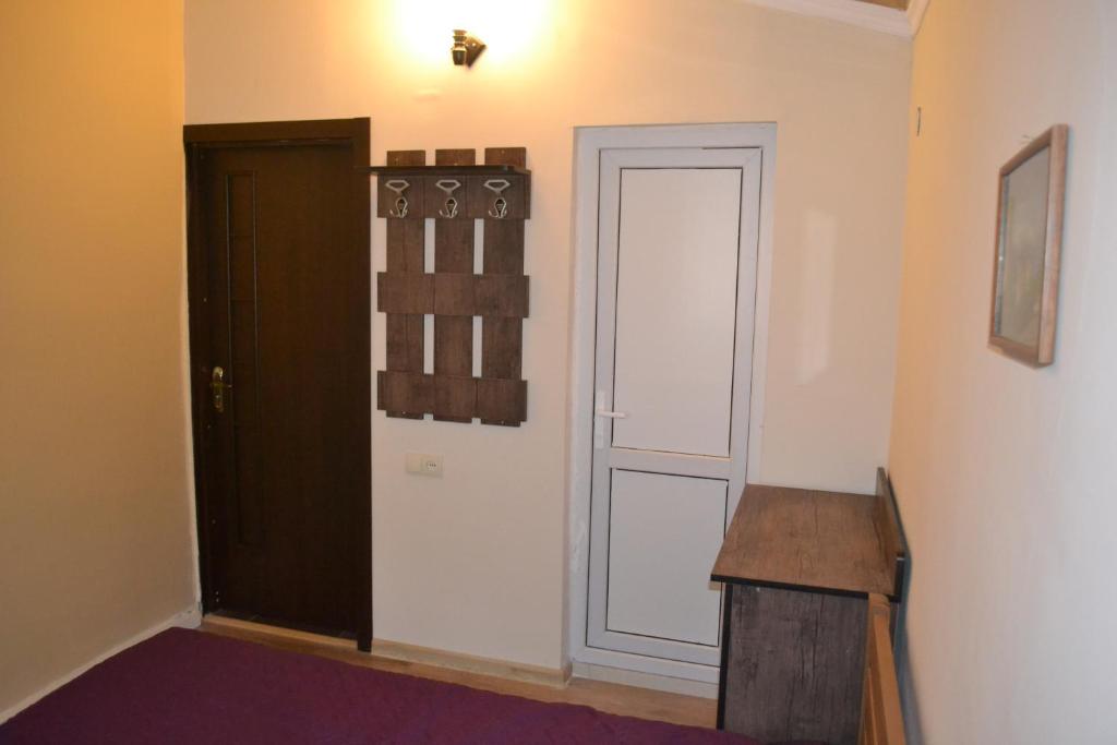 Fotografie z fotogalerie ubytování RiverSide Hostel Borjomi v destinaci Bordžomi
