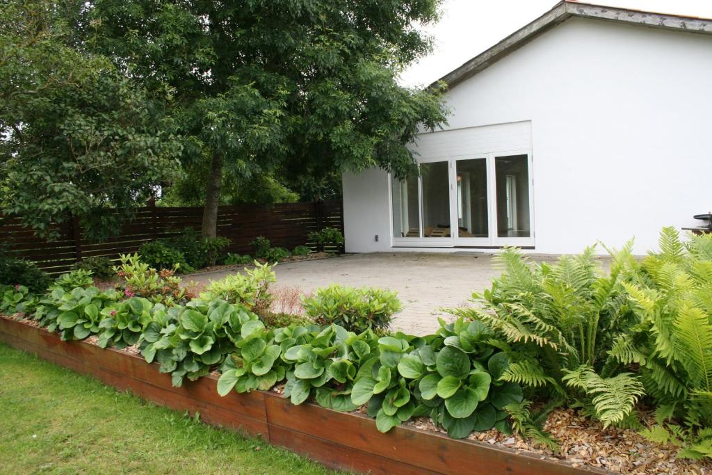 Zahrada ubytování Sov Godt i Arnborg Bed & Breakfast