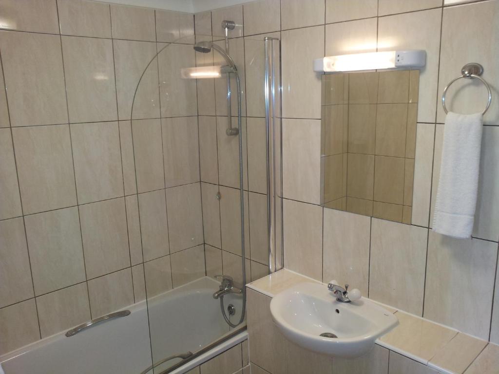 West Cromwell Hotel - Resim 25