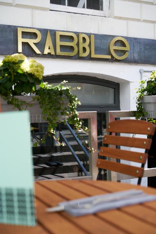 Restaurace v ubytování Rabble