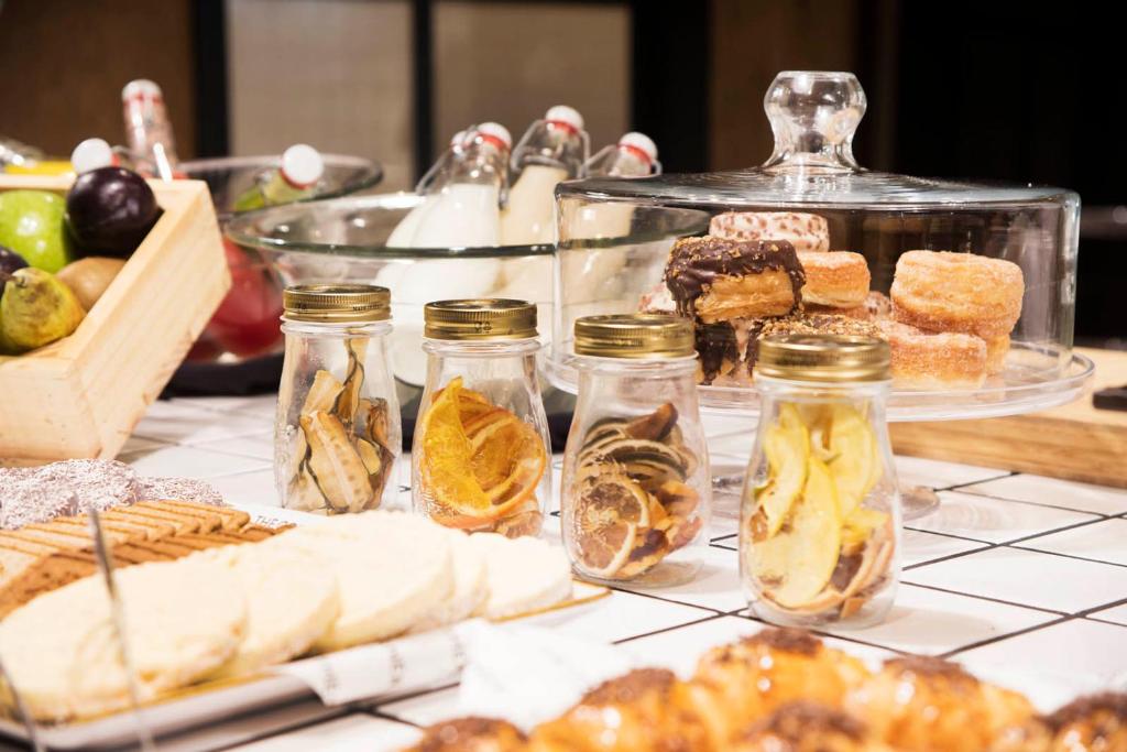 The Corner Hotel - Resim 23