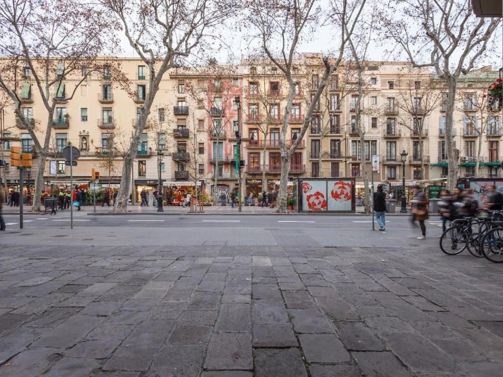 Aparthotel Rambla108 - Resim 9