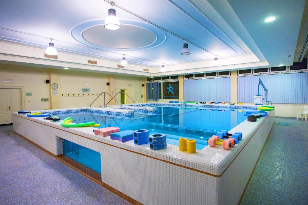 Bazén v ubytování Hotel La Residence & Idrokinesis nebo v jeho okolí