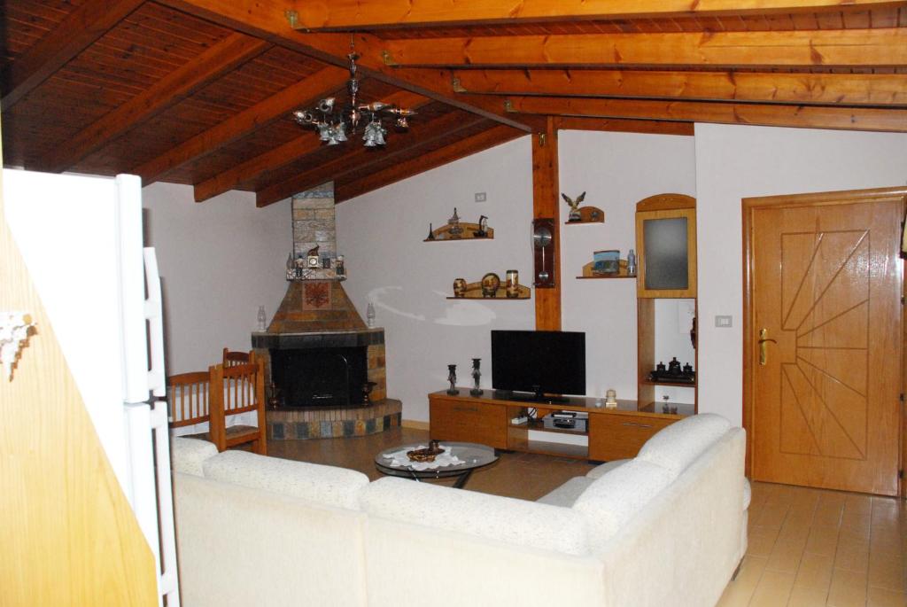 Villa Mucho - Image 4