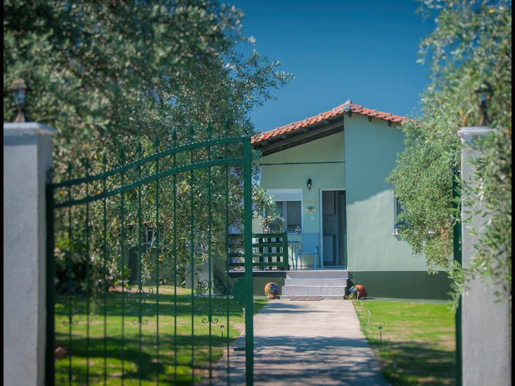 Villa Elia - отзывы и видео