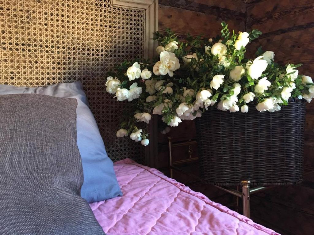 Postel nebo postele na pokoji v ubytování Karja Tented Campsite