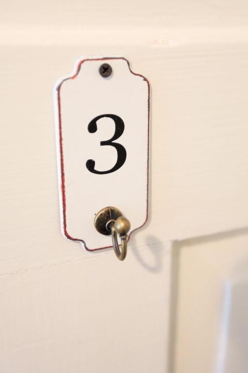 Karkausmäen Kammari - Twin Room Met Gedeelde Badkamer