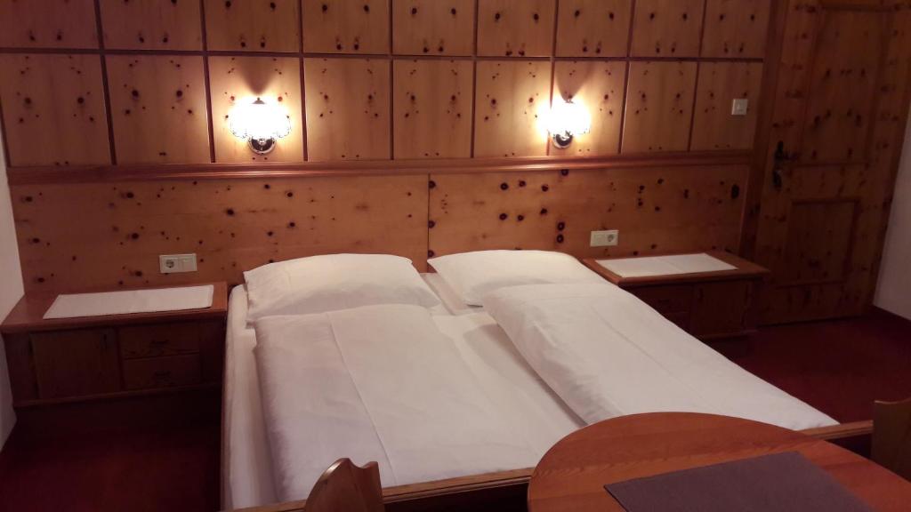 Postel nebo postele na pokoji v ubytování Haus Toriten